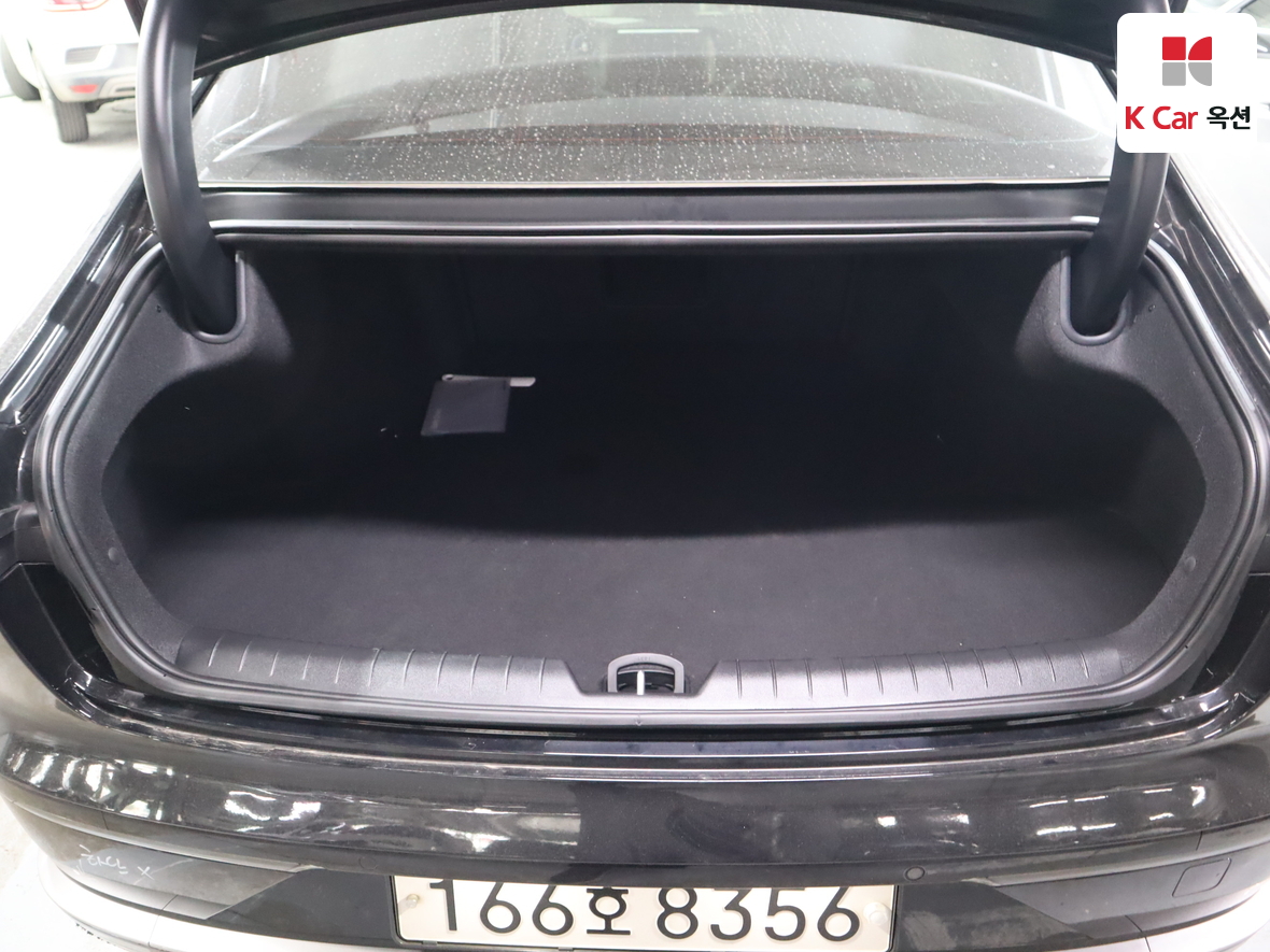 Hyundai AZERA 2023 - Image 25