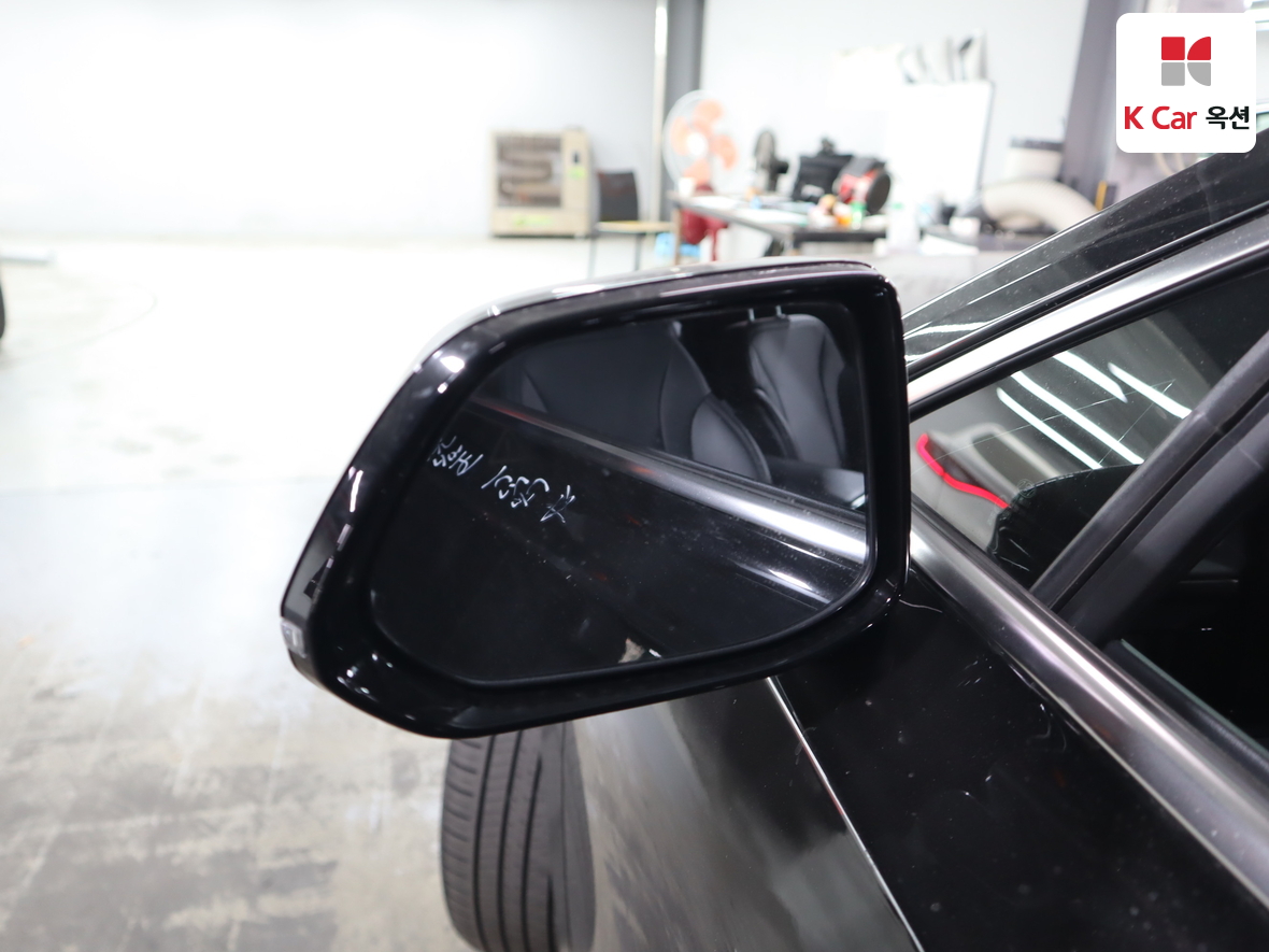 Hyundai AZERA 2023 - Image 21