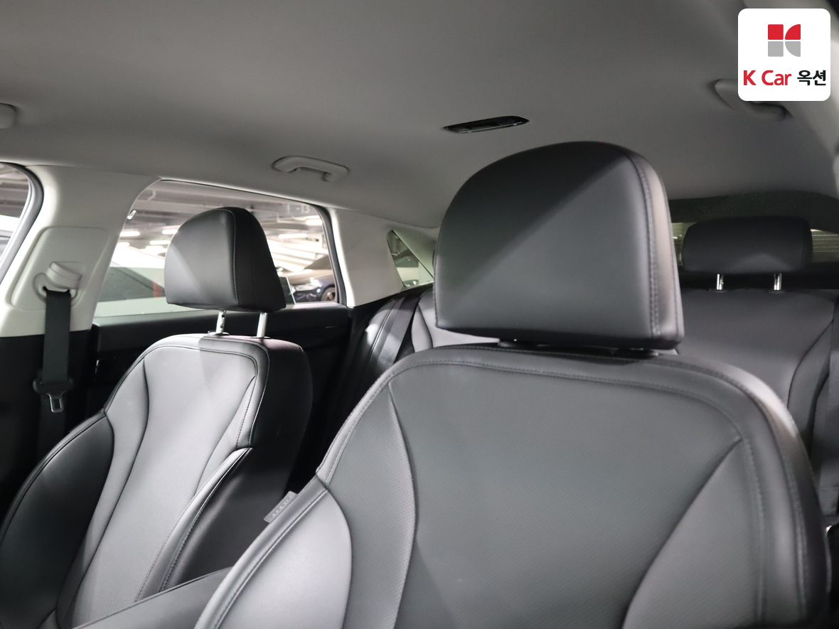 Hyundai AZERA 2023 - Image 19