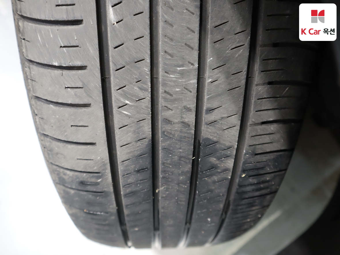 Hyundai AZERA 2023 - Image 31