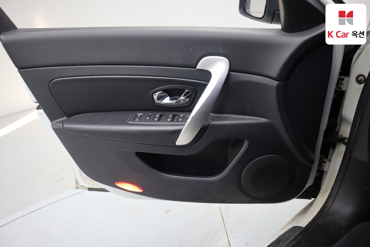 Renault Samsung SM5 2015 - Image 8