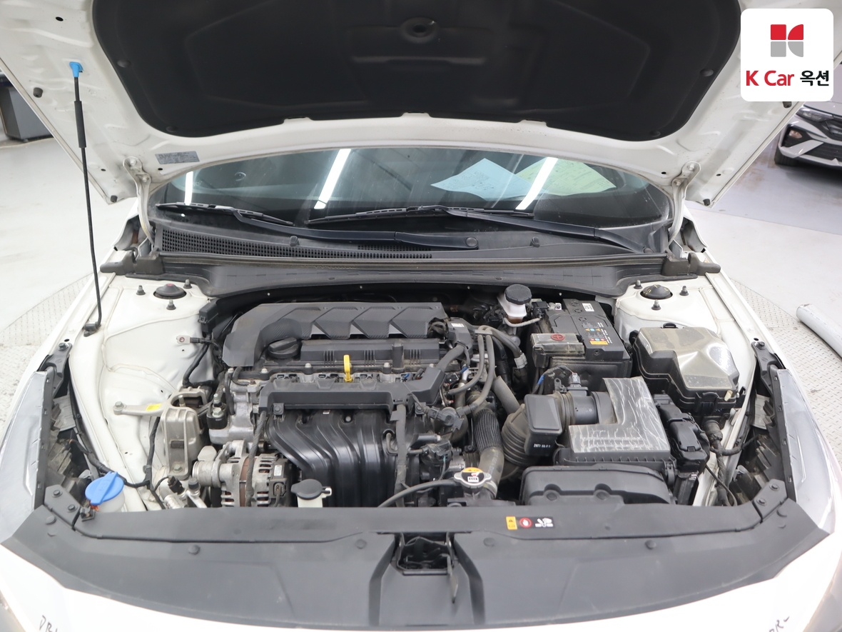 هيونداي إلانترا 2023 - صورة 31