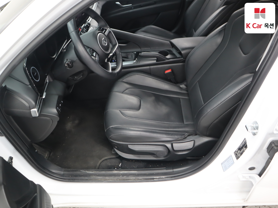 هيونداي إلانترا 2023 - صورة 18