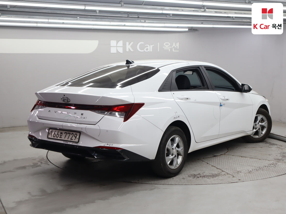 هيونداي إلانترا 2023 - صورة 2