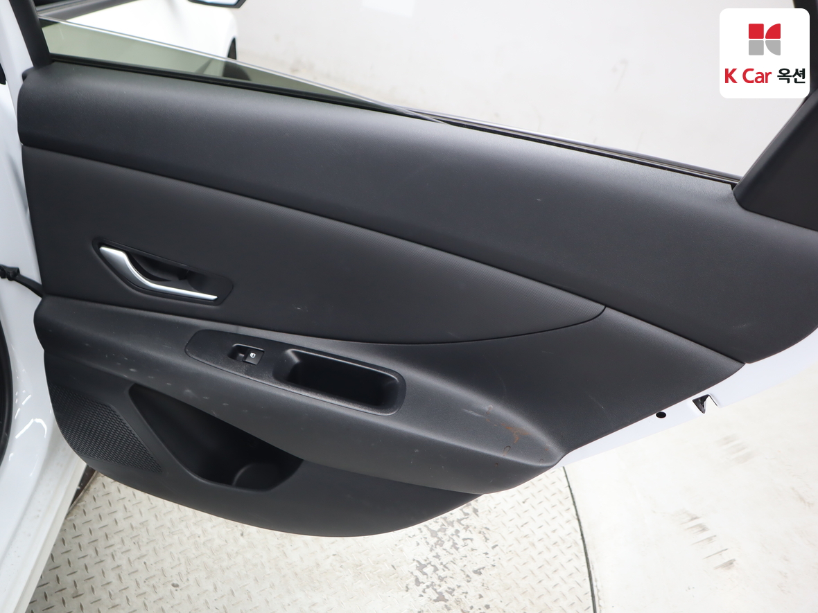 هيونداي إلانترا 2023 - صورة 25