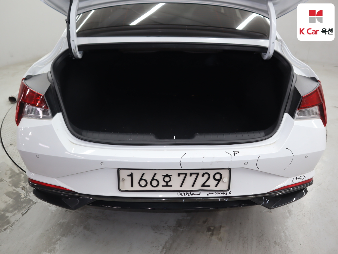 هيونداي إلانترا 2023 - صورة 24