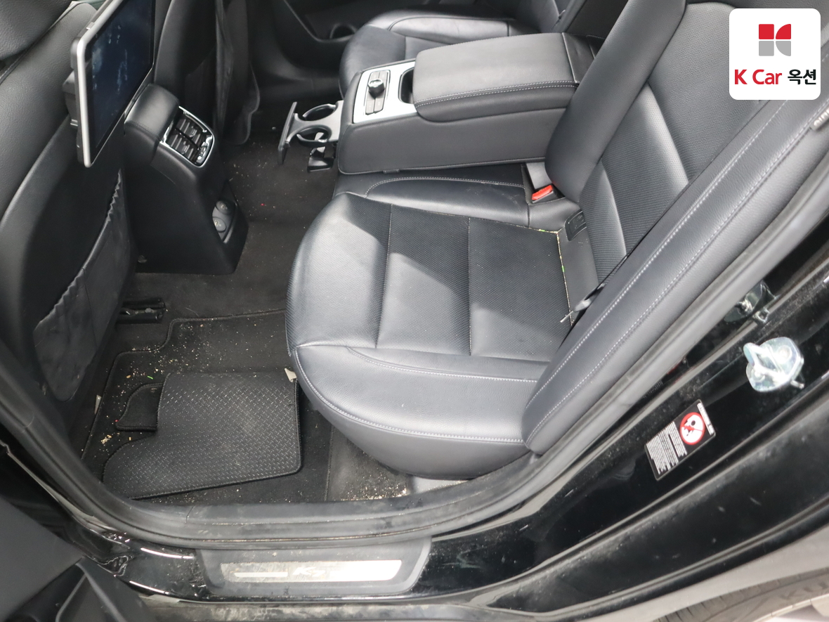 Kia K7 2021 - Image 22