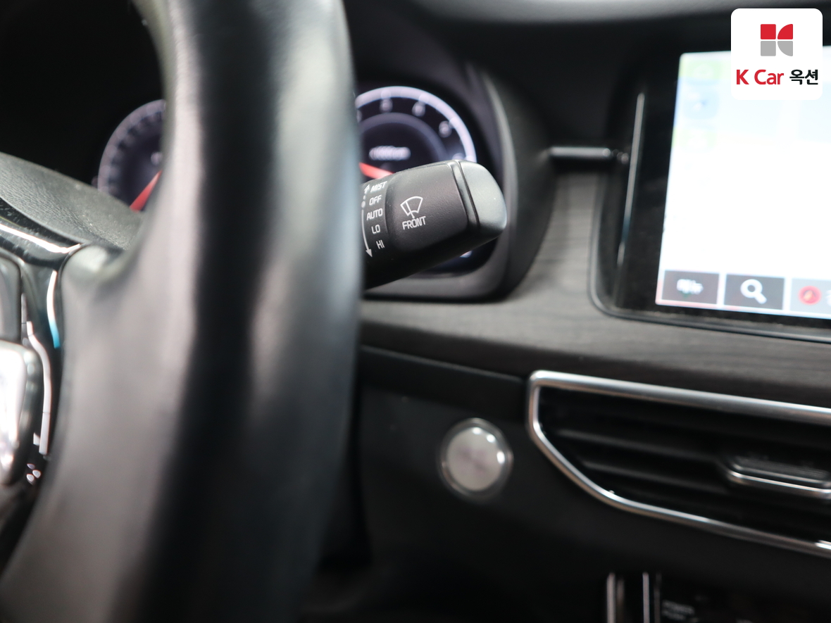Kia K7 2021 - Image 11