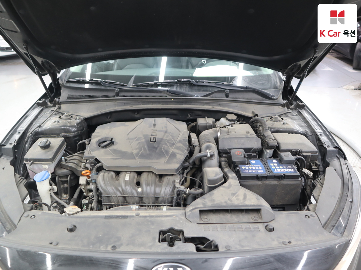 Kia K7 2021 - Image 32