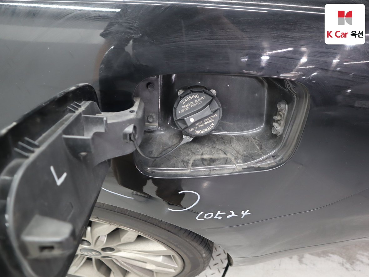 Kia K7 2021 - Image 23