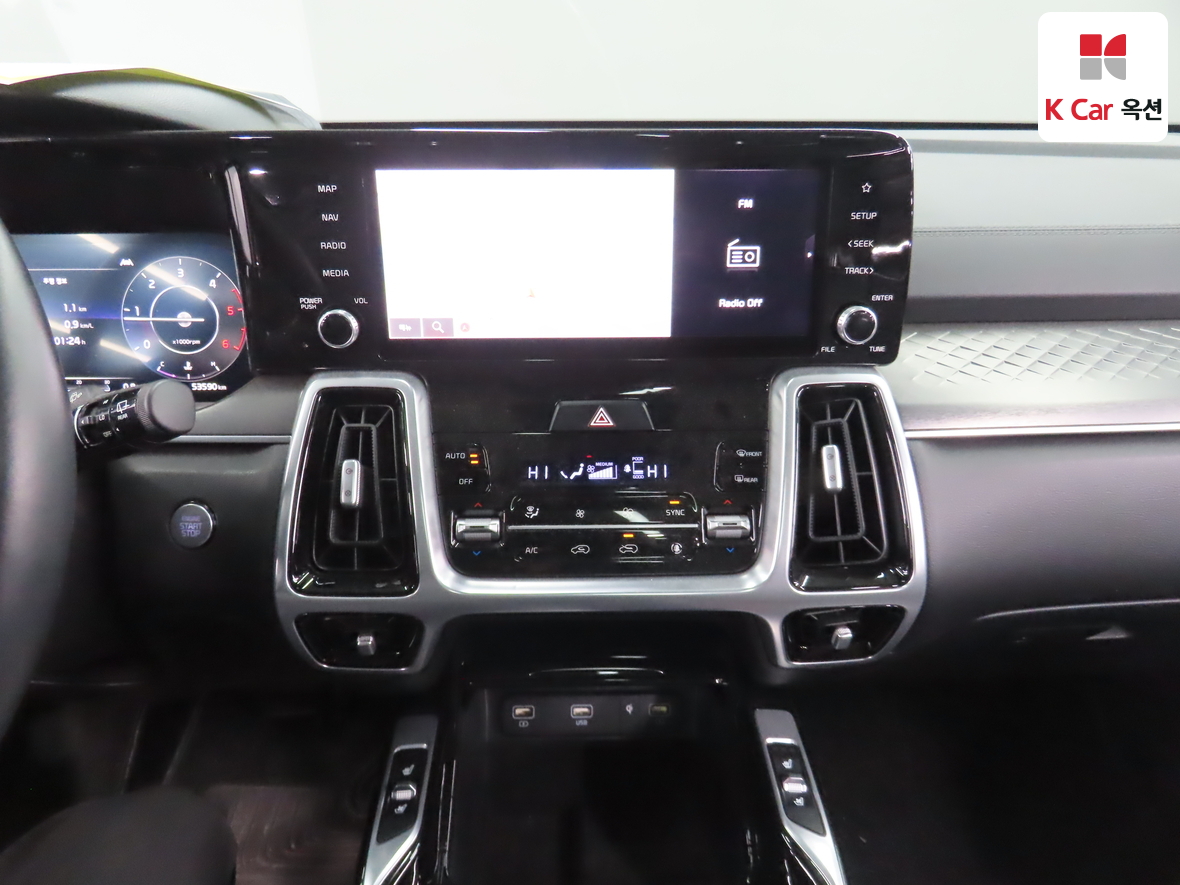 كيا سورينتو 2021 - صورة 6