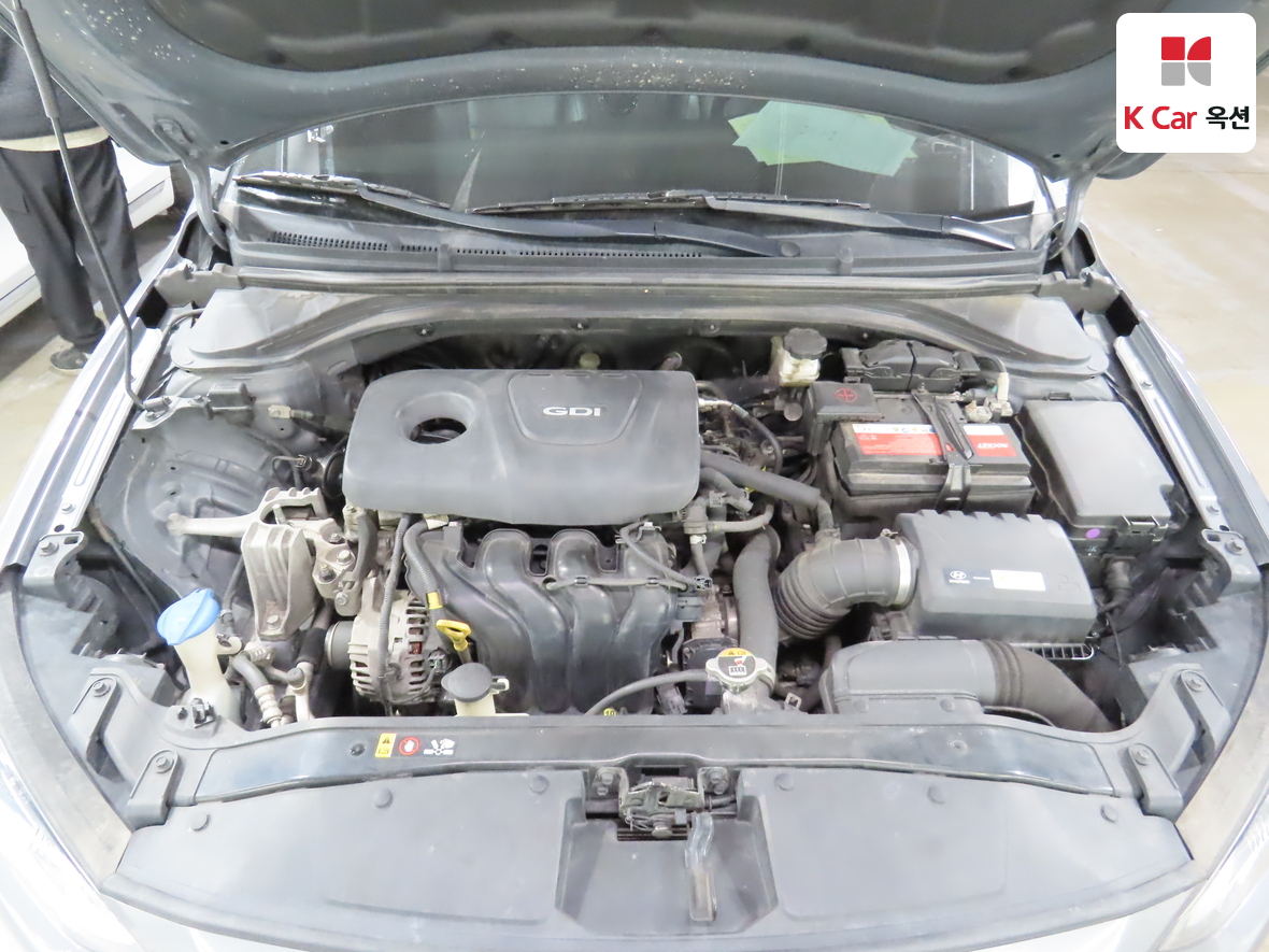 Hyundai Elantra 2016 - Image 34