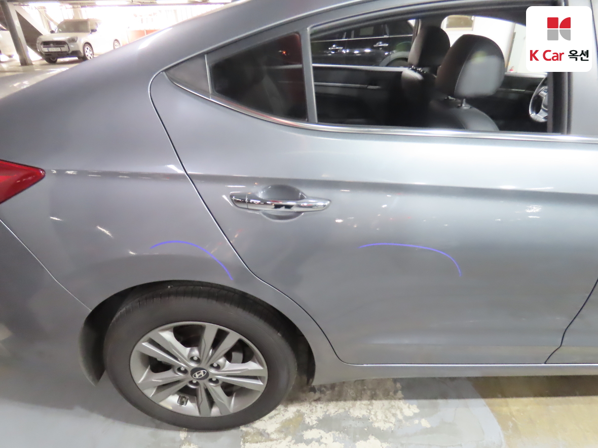 Hyundai Elantra 2016 - Image 38
