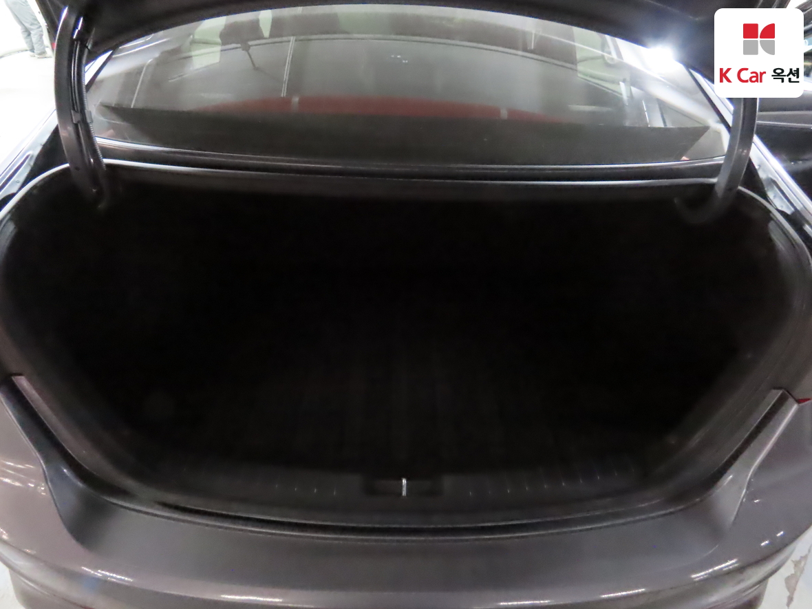 Hyundai Elantra 2016 - Image 27