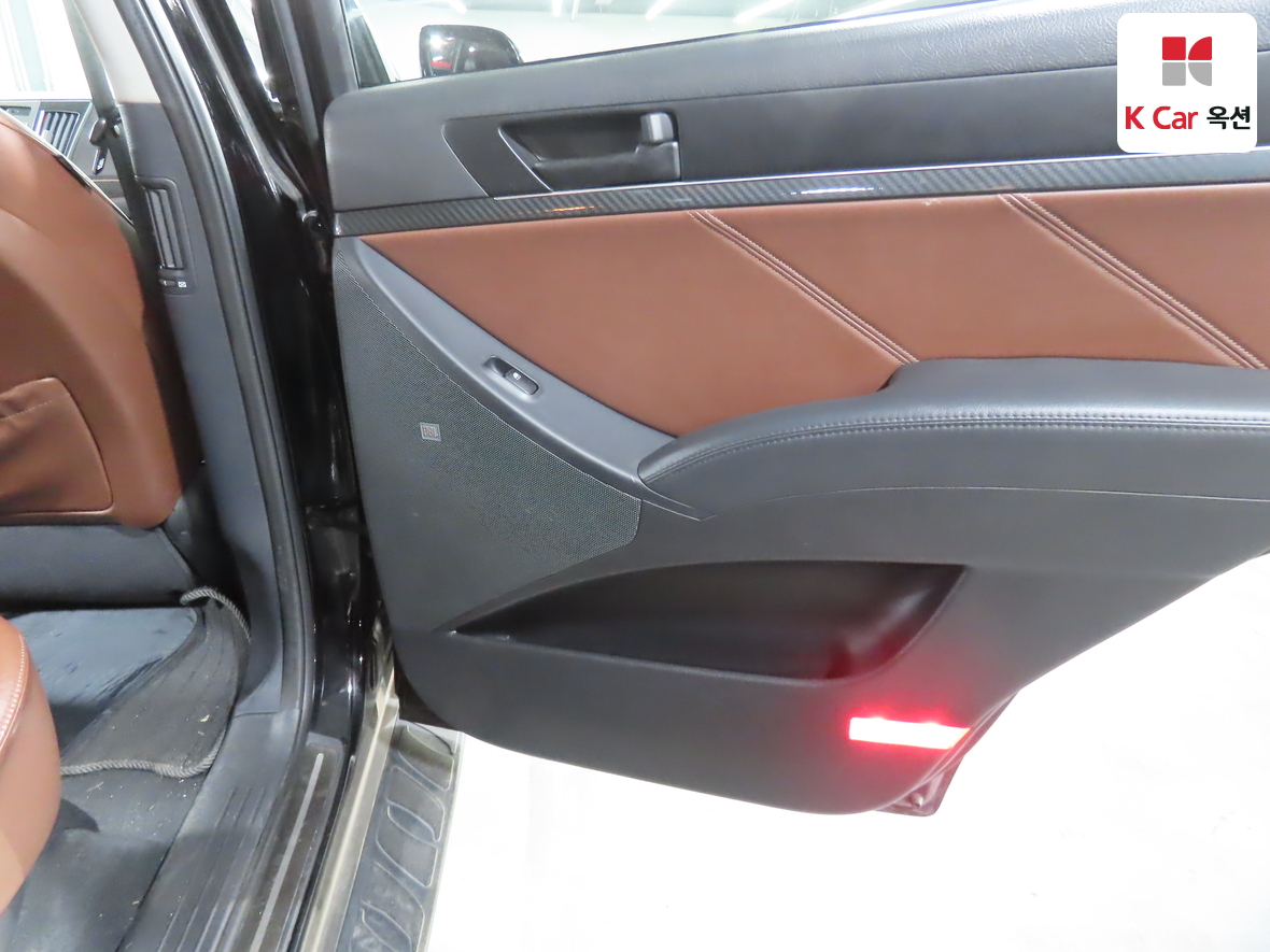 Hyundai Veracruz 2011 - Image 31