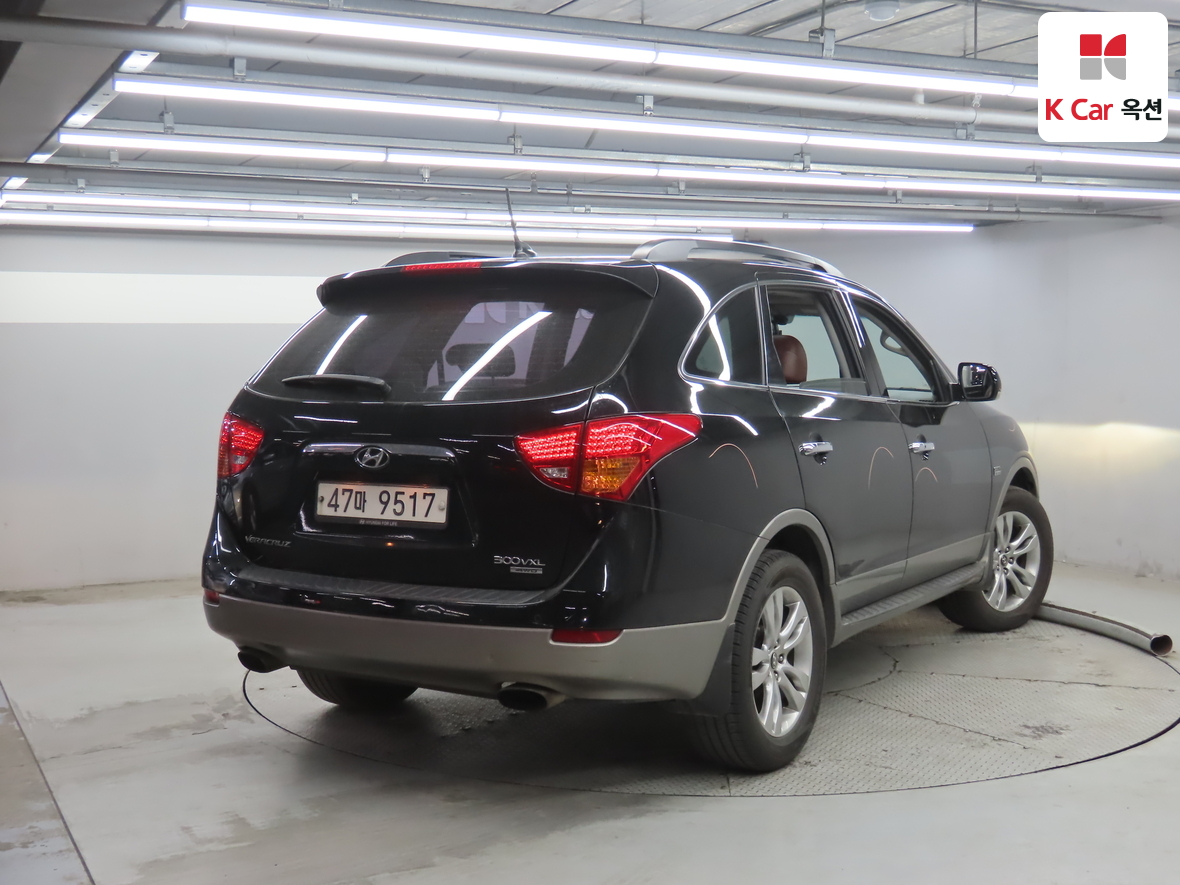 Hyundai Veracruz 2011 - Image 2