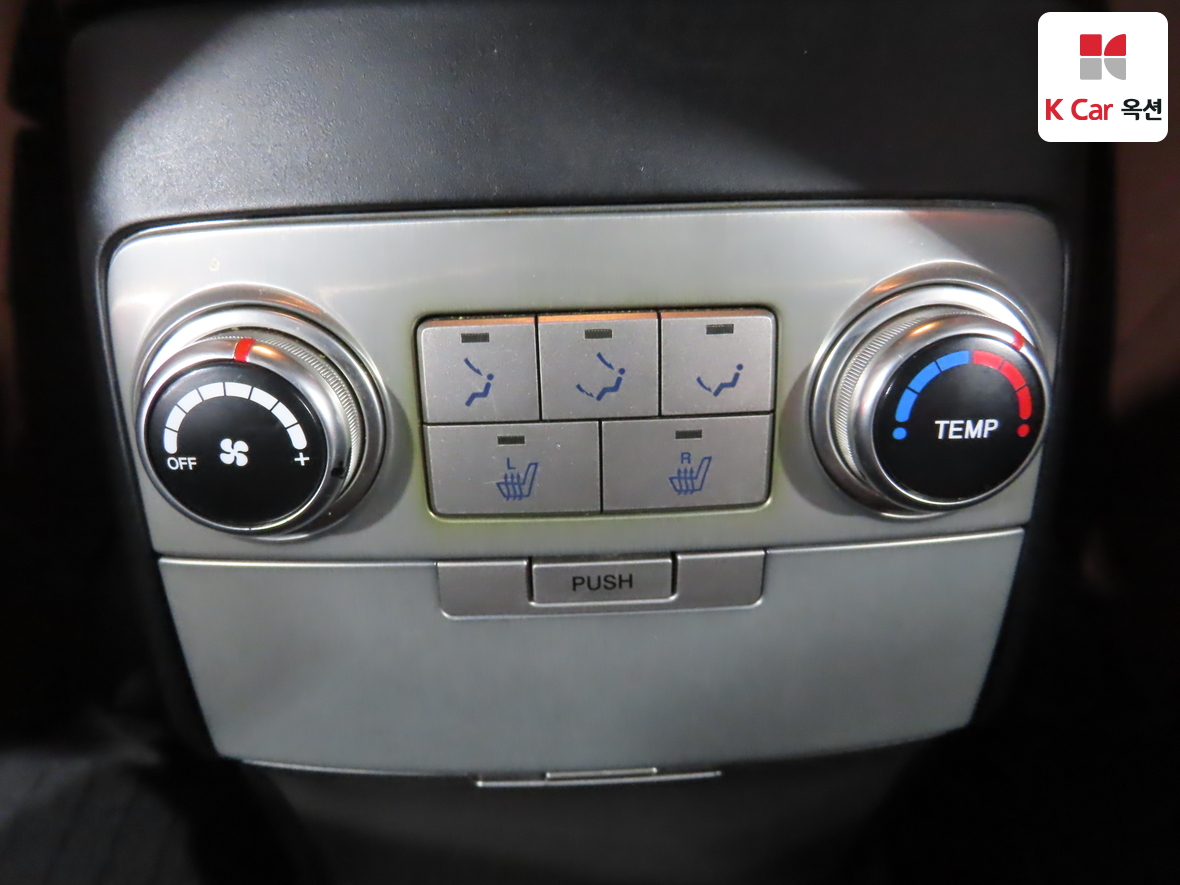 Hyundai Veracruz 2011 - Image 26