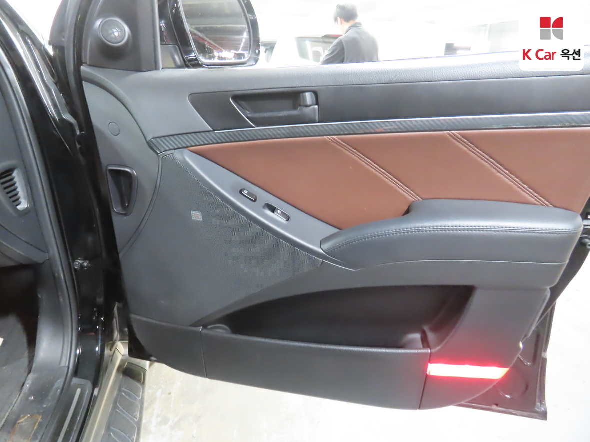 Hyundai Veracruz 2011 - Image 33