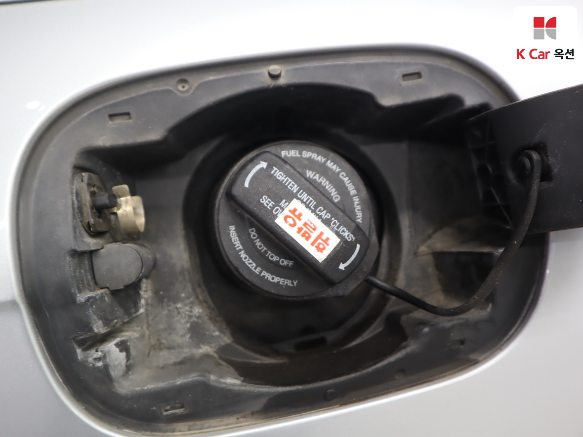 Audi A6 2011 - Image 28