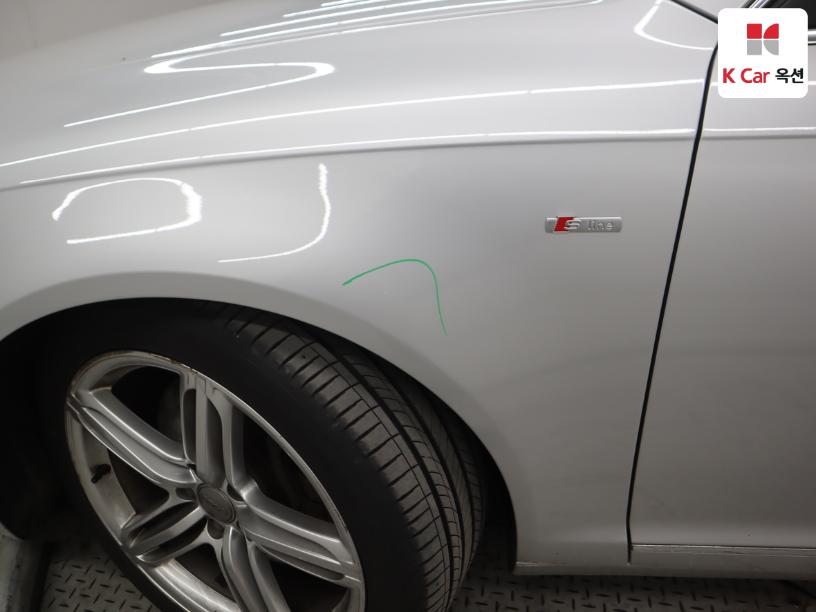 Audi A6 2011 - Image 41