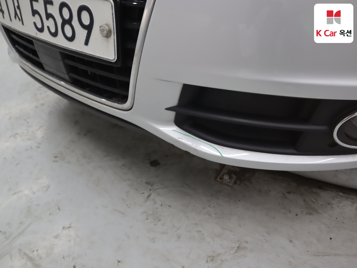 Audi A6 2011 - Image 40