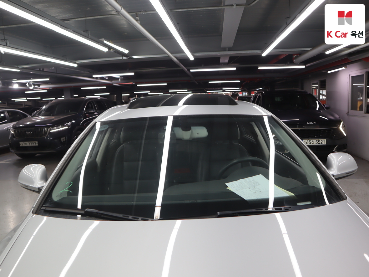 Audi A6 2011 - Image 37