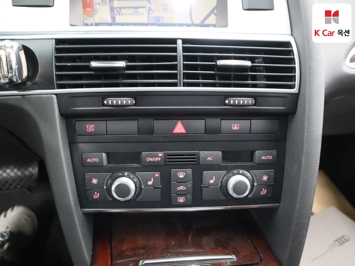 Audi A6 2011 - Image 16