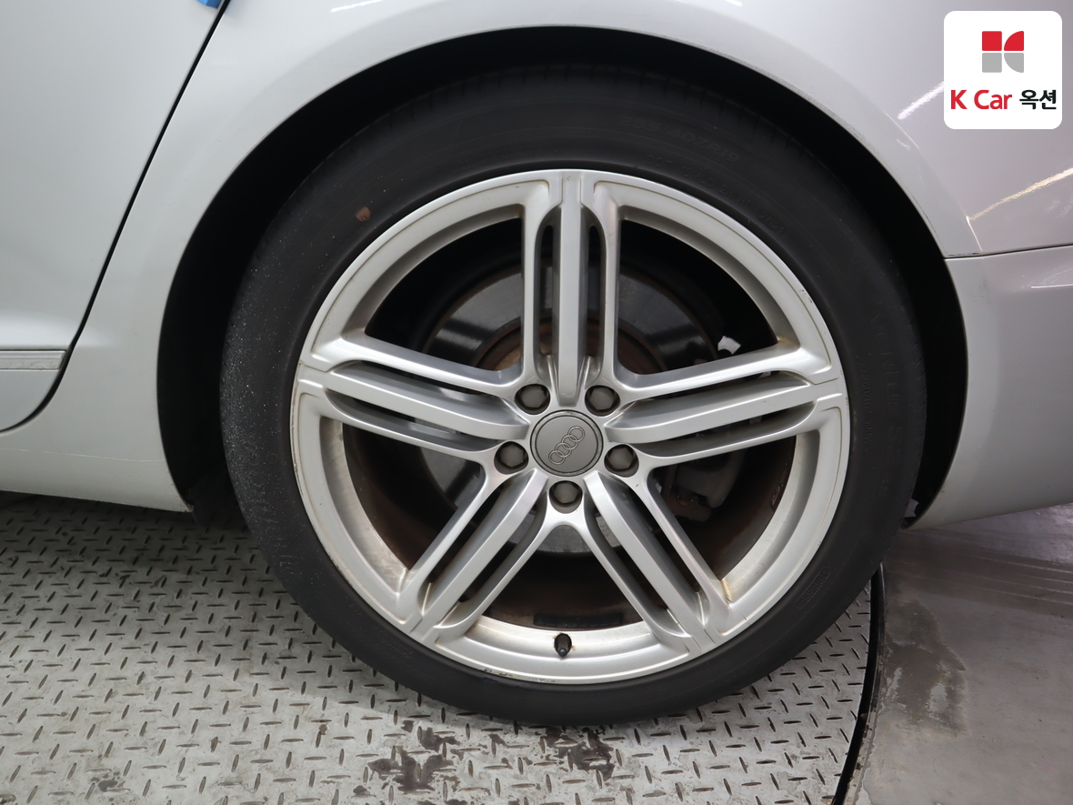 Audi A6 2011 - Image 50