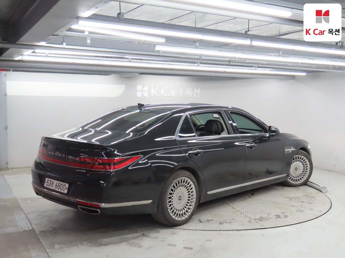 Genesis G90 - 2