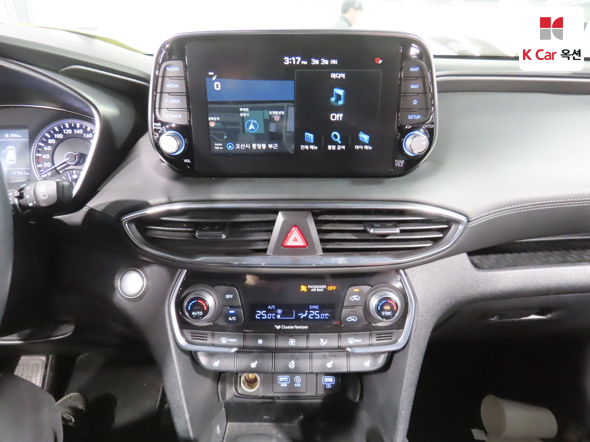 Hyundai Santa Fe 2019 - Image 6