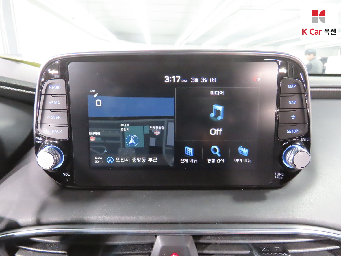 Hyundai Santa Fe 2019 - Image 14