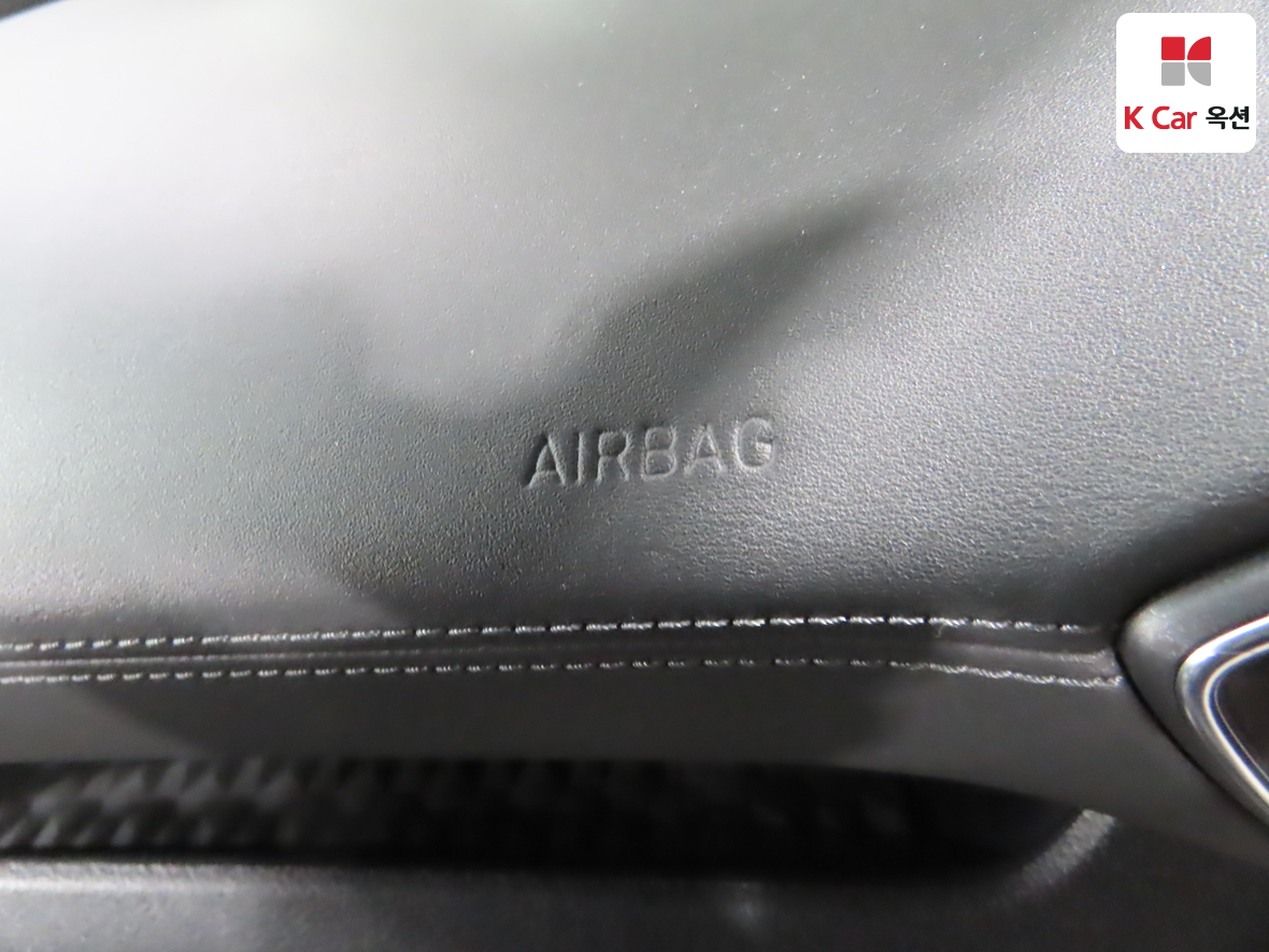 Hyundai Santa Fe 2019 - Image 31