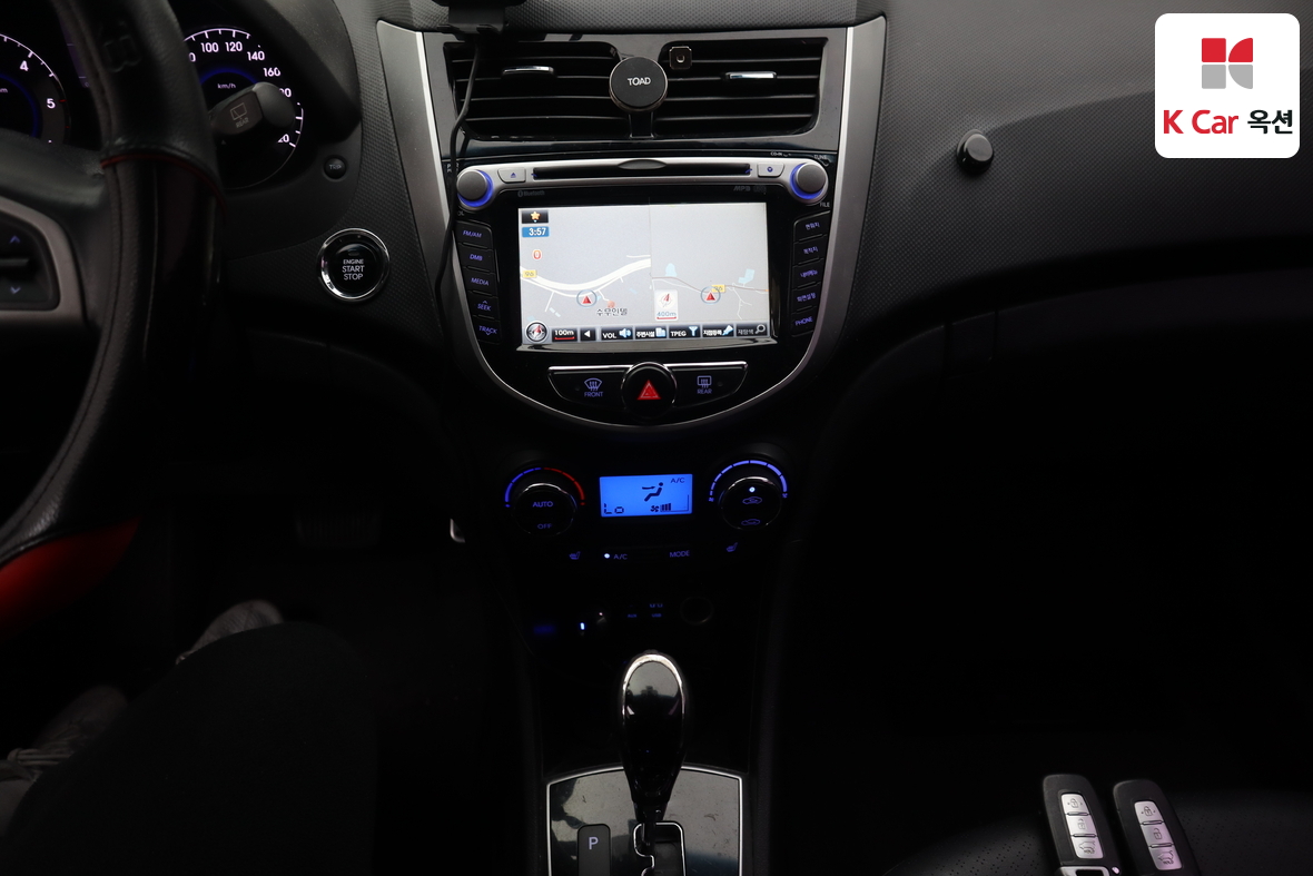 هيونداي أكسنت 2014 - صورة 6