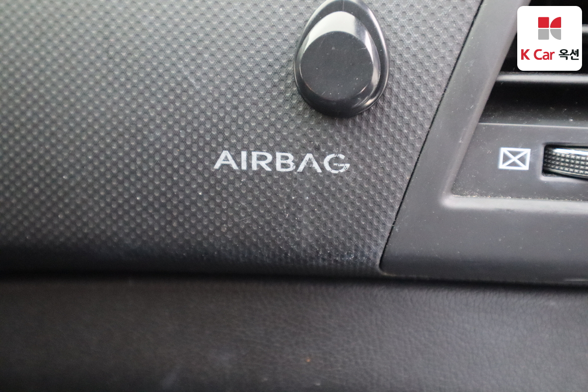 هيونداي أكسنت 2014 - صورة 29