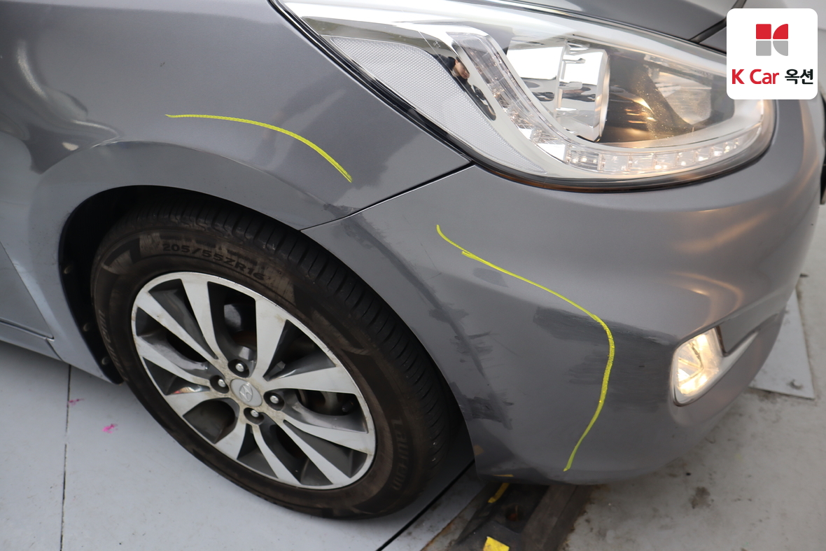 هيونداي أكسنت 2014 - صورة 40