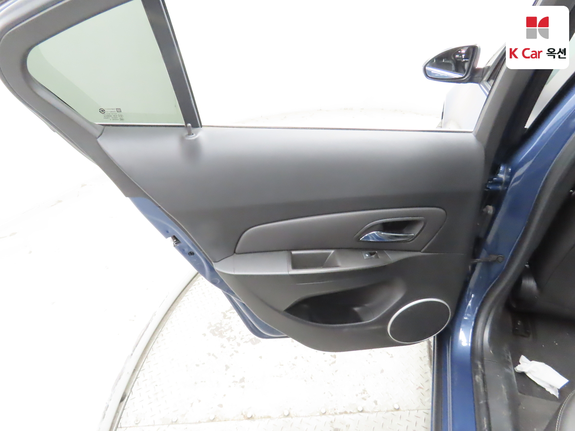 جنرال موتورز كوريا كروز 2014 - صورة 23