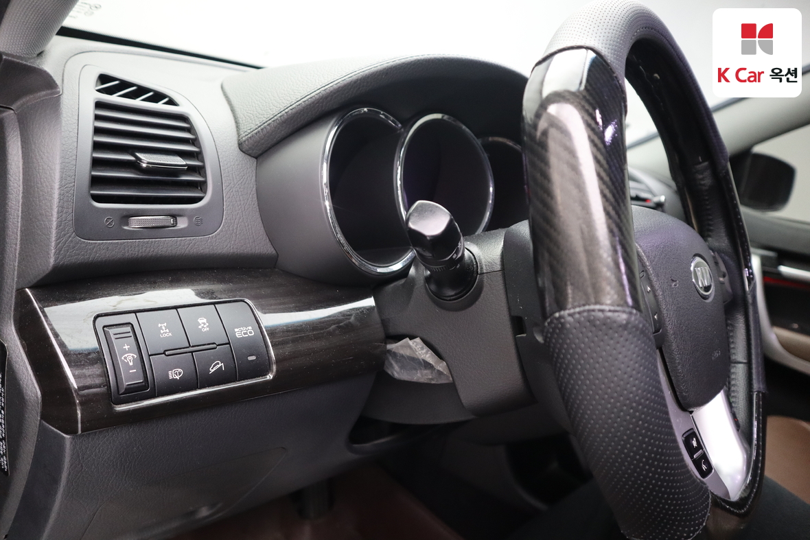 Kia Sorento 2011 - Image 9