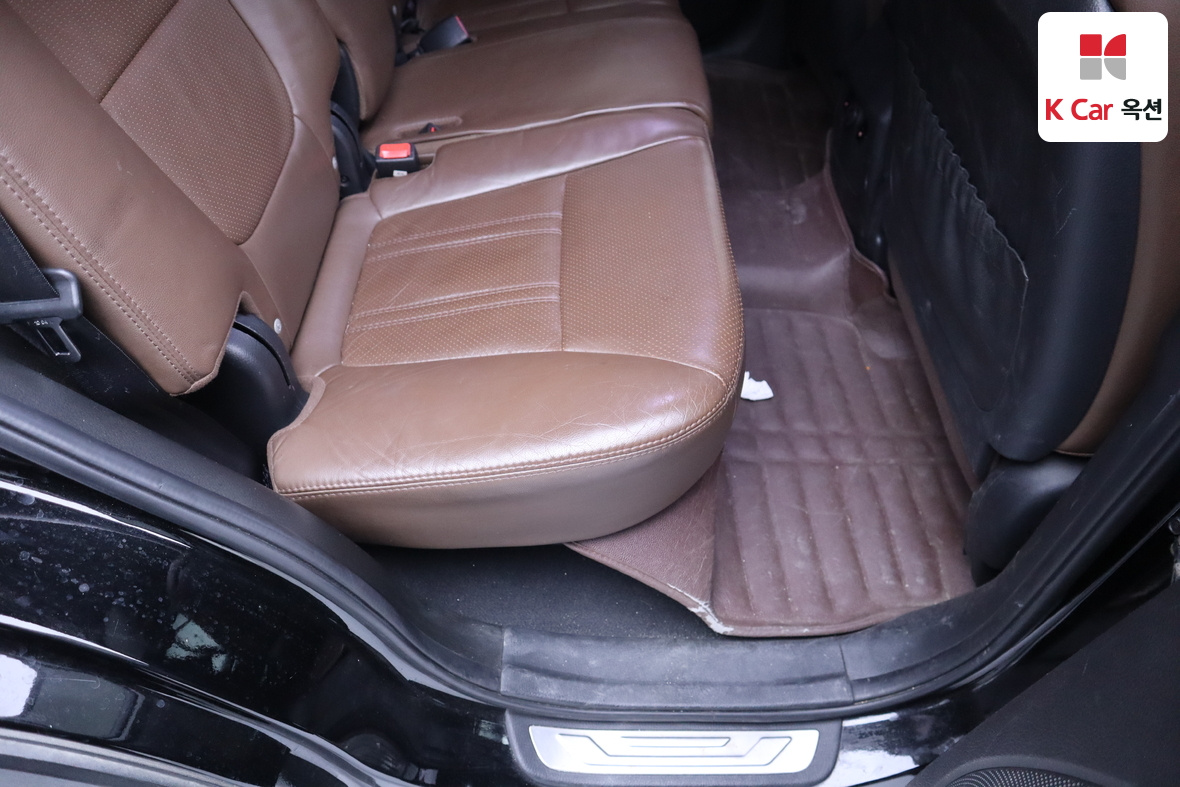 Kia Sorento 2011 - Image 30