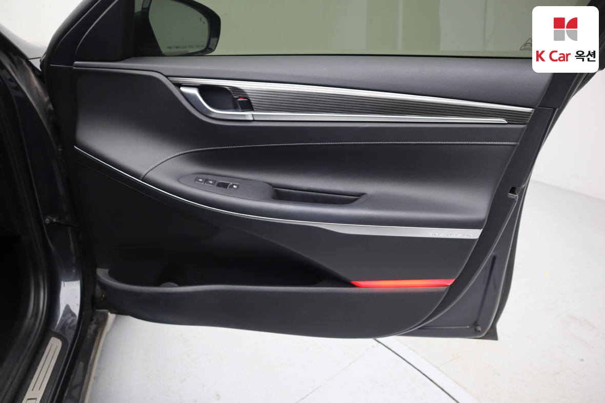 هيونداي أزيرا 2018 - صورة 28