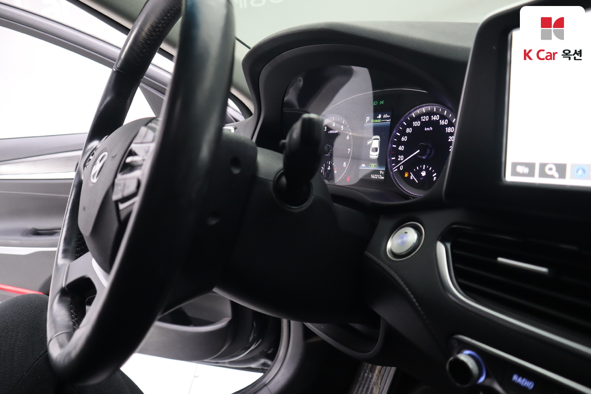 هيونداي أزيرا 2018 - صورة 11