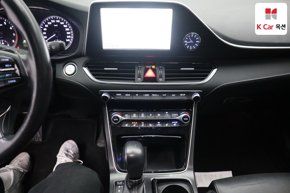 هيونداي أزيرا 2018 - صورة 6