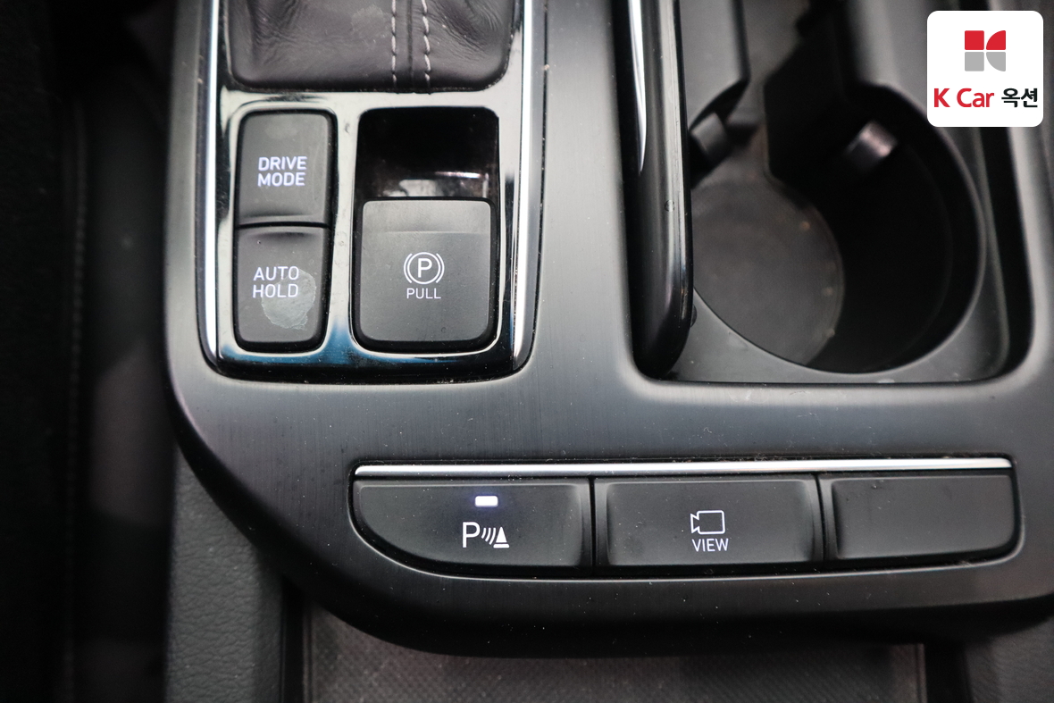 هيونداي أزيرا 2018 - صورة 15