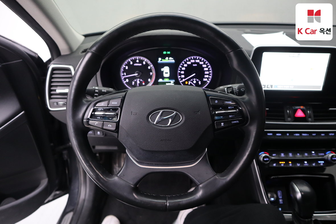 هيونداي أزيرا 2018 - صورة 10