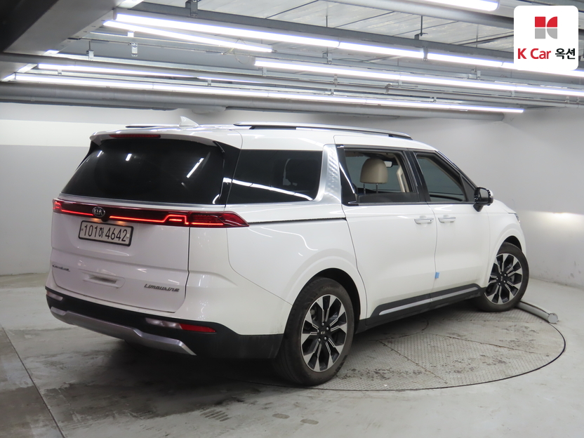 كيا - كارنفال - Image 2