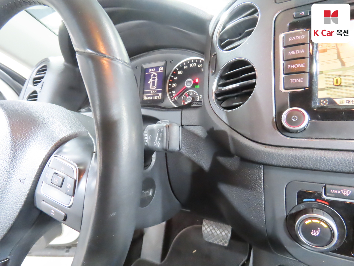 Volkswagen Tiguan 2013 - Image 11