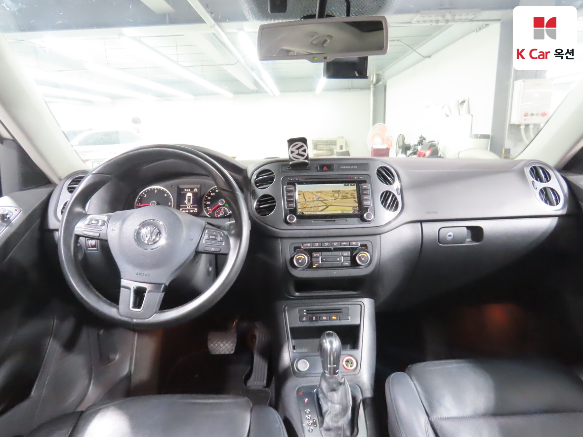 Volkswagen Tiguan 2013 - Image 3