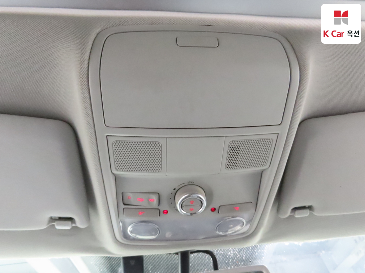 Volkswagen Tiguan 2013 - Image 12