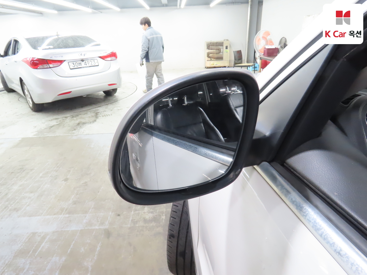 Volkswagen Tiguan 2013 - Image 24