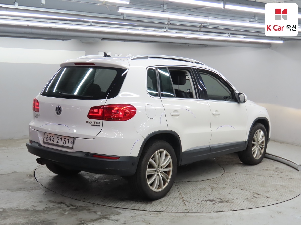 Volkswagen Tiguan 2013 - Image 2