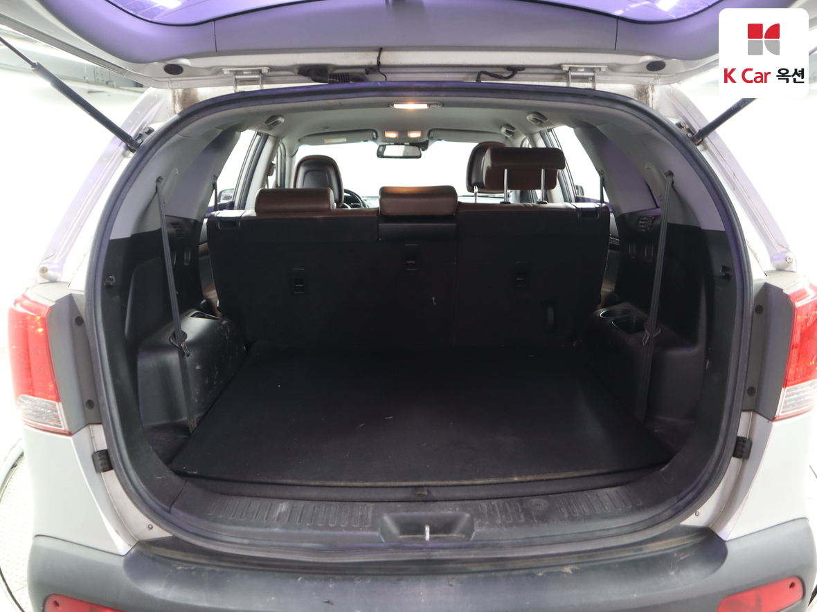 كيا سورينتو 2011 - صورة 27